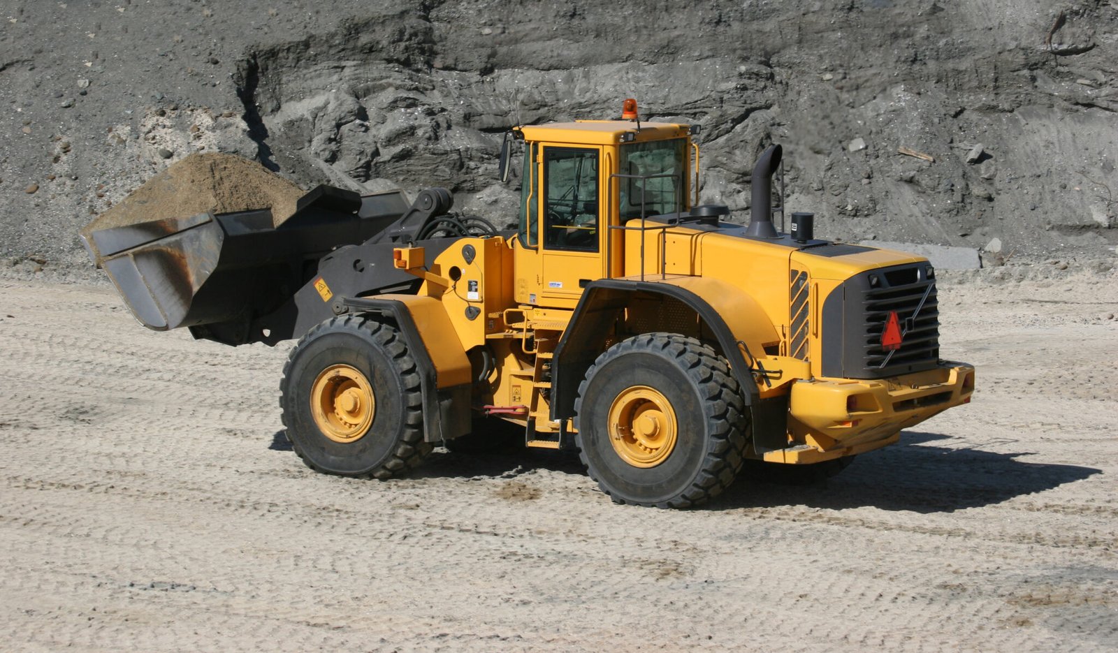 Big tractor doing some earth moving